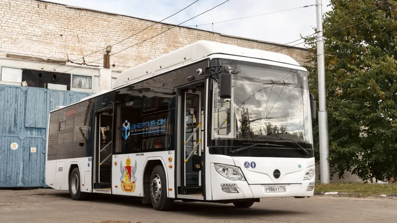 На маршрут в Курске вышел тестовый автобус «Лотос» — Курск Сейчас