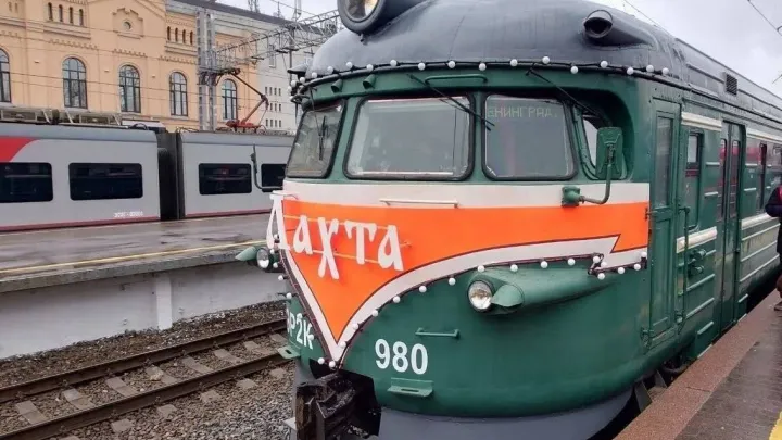 22 августа из Мурманска отправляются ретропоезда до Выборга и Ораниенбаума — Мурманск Сейчас