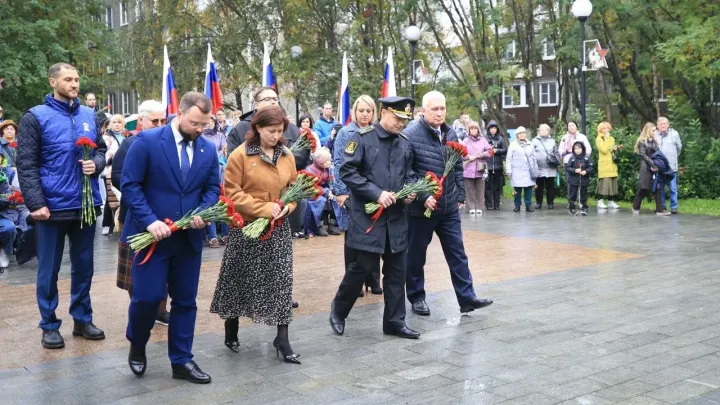 В Мурманске отметили 85-летие со дня формирования Полярной дивизии — Мурманск Сейчас