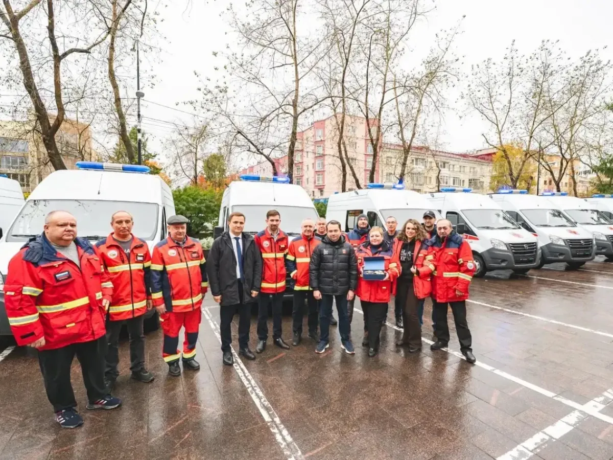 Муниципалитеты Мурманской области получили новые скорые и школьные автобусы