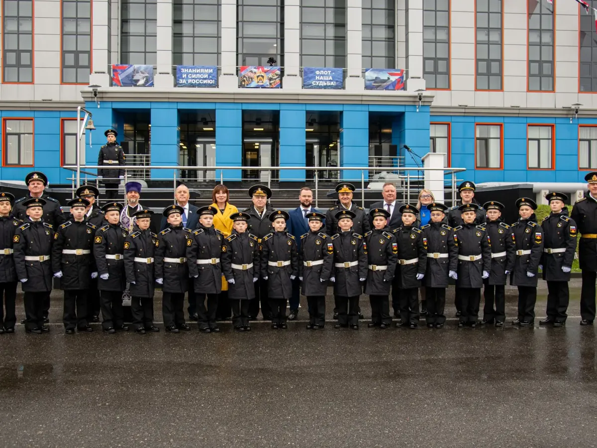 Первокурсники мурманского филиала Нахимовского училища приняли клятву