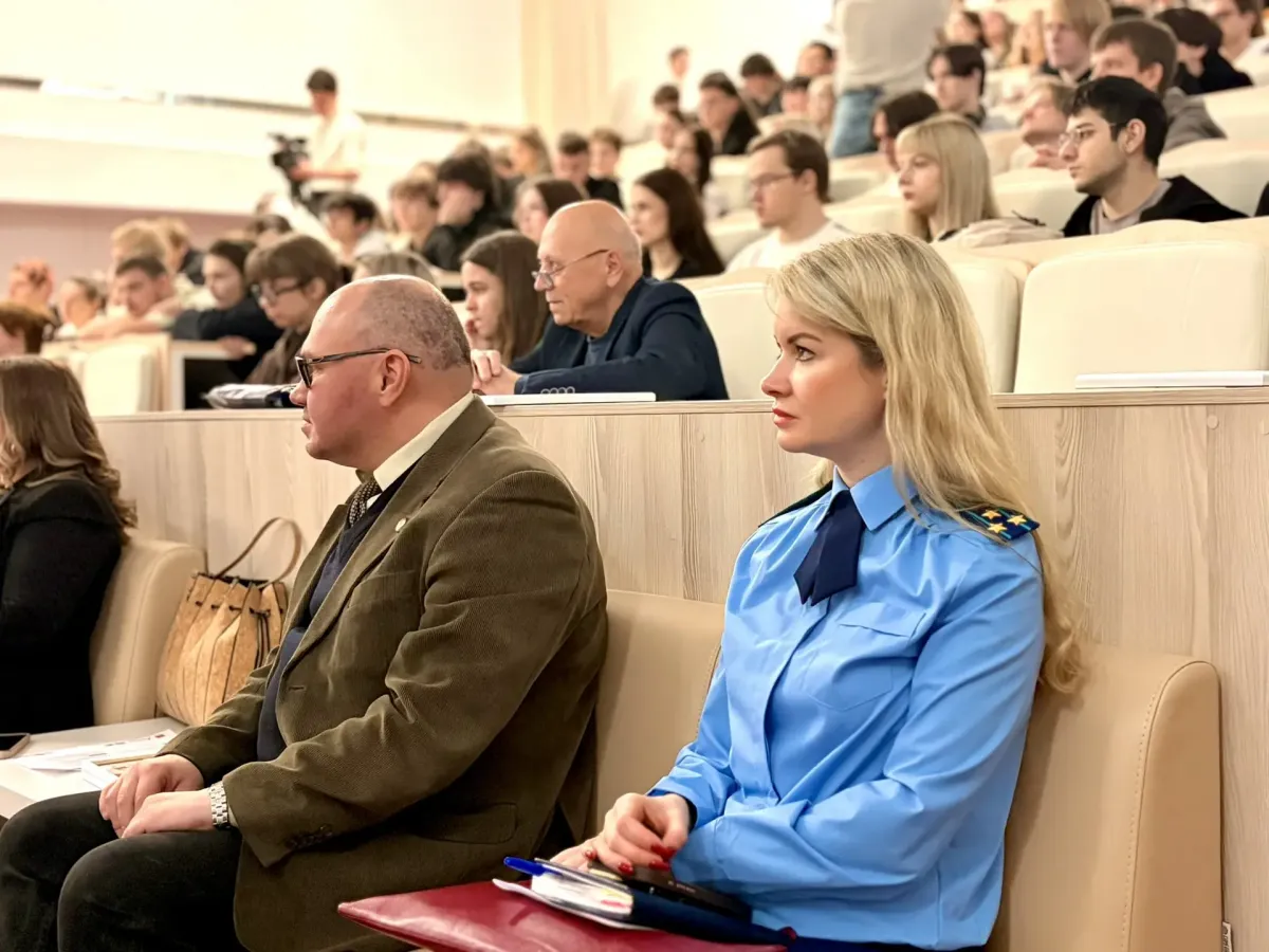 В Мурманске прошёл семинар о когнитивной безопасности и профилактике экстремизма