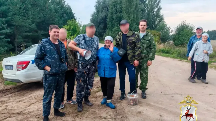 В Сергачском районе полицейские разыскали заблудившуюся в лесу 63-летнюю пенсионерку — Нижний Новгород Сейчас