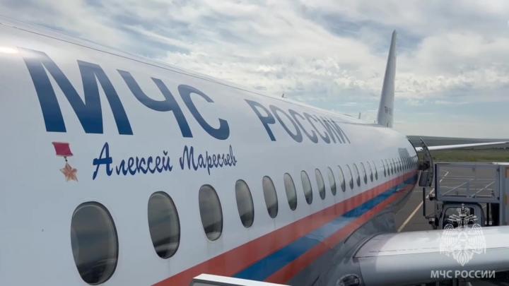 Спецборт МЧС доставил в Нижний Новгород пострадавших при пожаре детей из Тывы — Нижний Новгород Сейчас