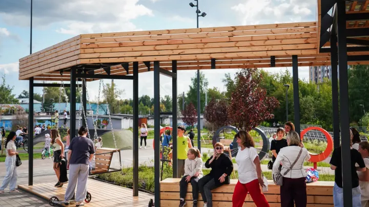 В Ленинском районе Нижнего Новгорода открыли сквер на улице Космонавта Комарова — Нижний Новгород Сейчас