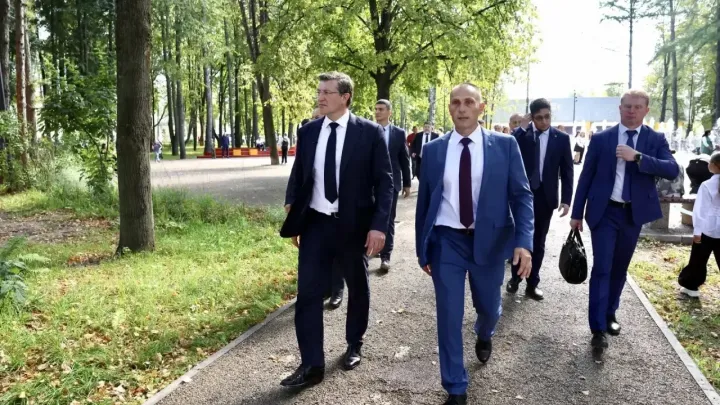 В парке 40-летия ВЛКСМ в Павлове устранят повреждения по гарантии — Нижний Новгород Сейчас