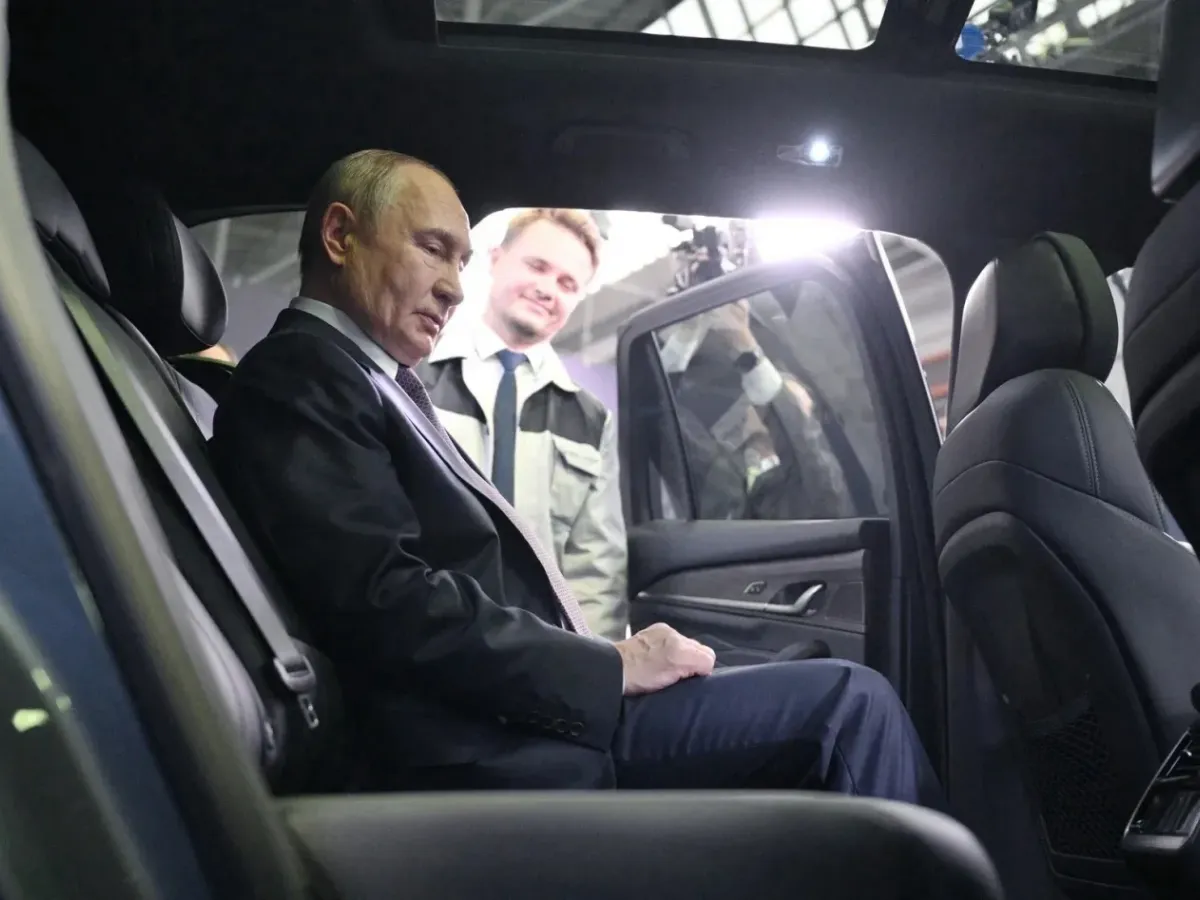 Владимир Путин посетил автомобильный кластер в Нижегородской области