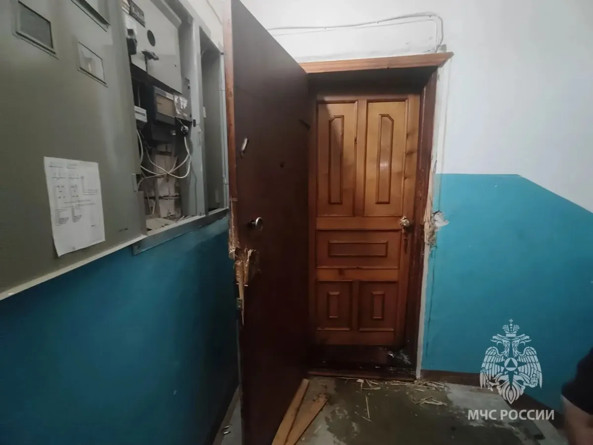 Мужчина погиб при пожаре в многоэтажном доме в Павлове