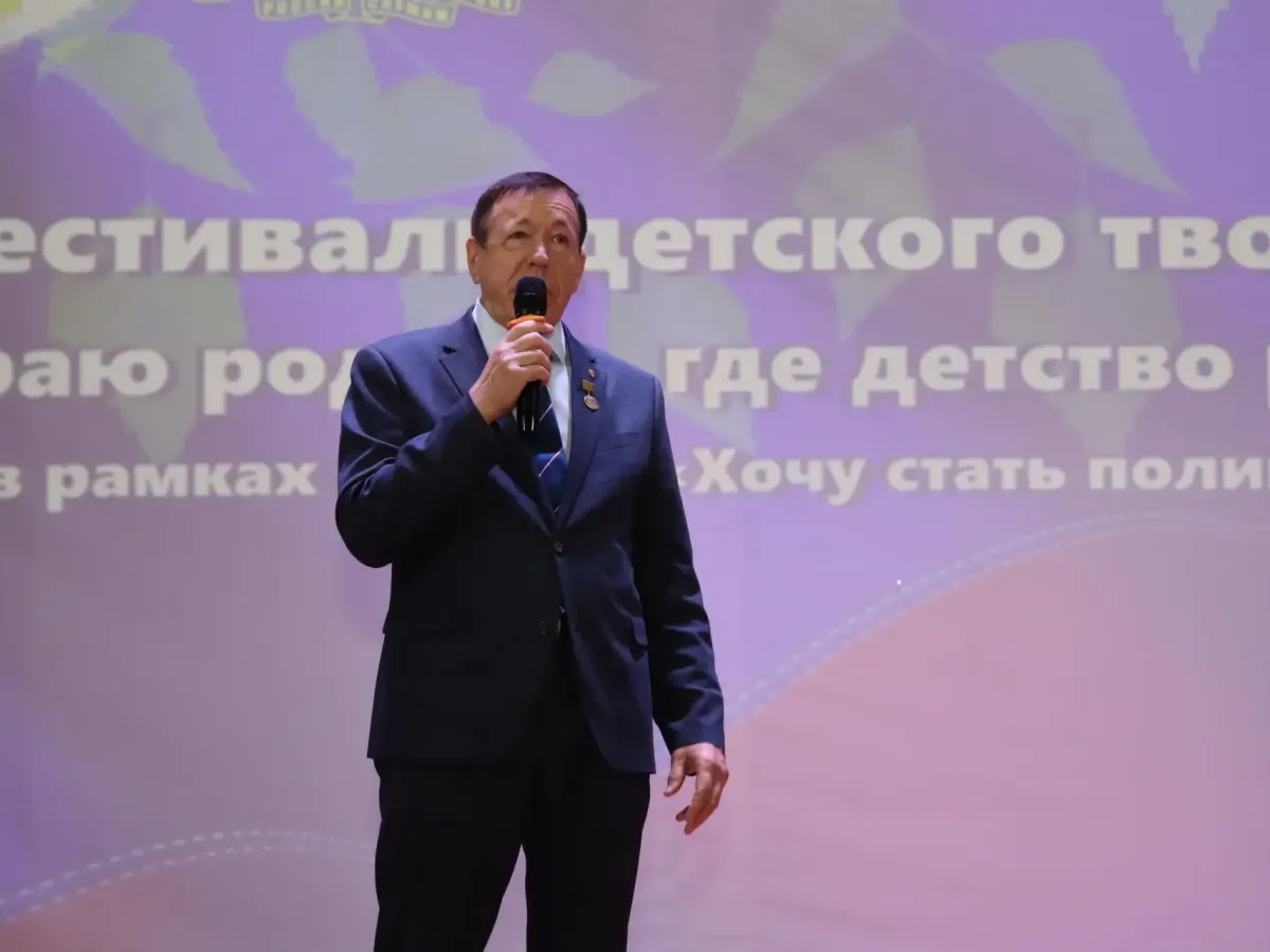 В детском лагере «Чайка» прошёл патриотический фестиваль с участием полицейских