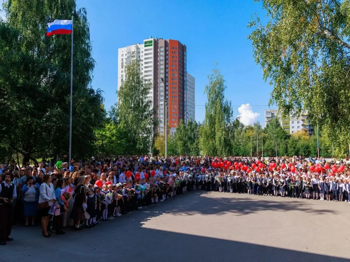 В День знаний в Нижнем Новгороде оценили готовность школ и новый корпус школы № 170