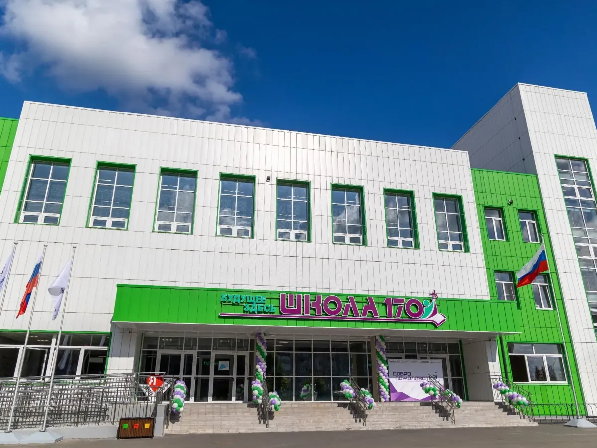 В День знаний в Нижнем Новгороде оценили готовность школ и новый корпус школы № 170