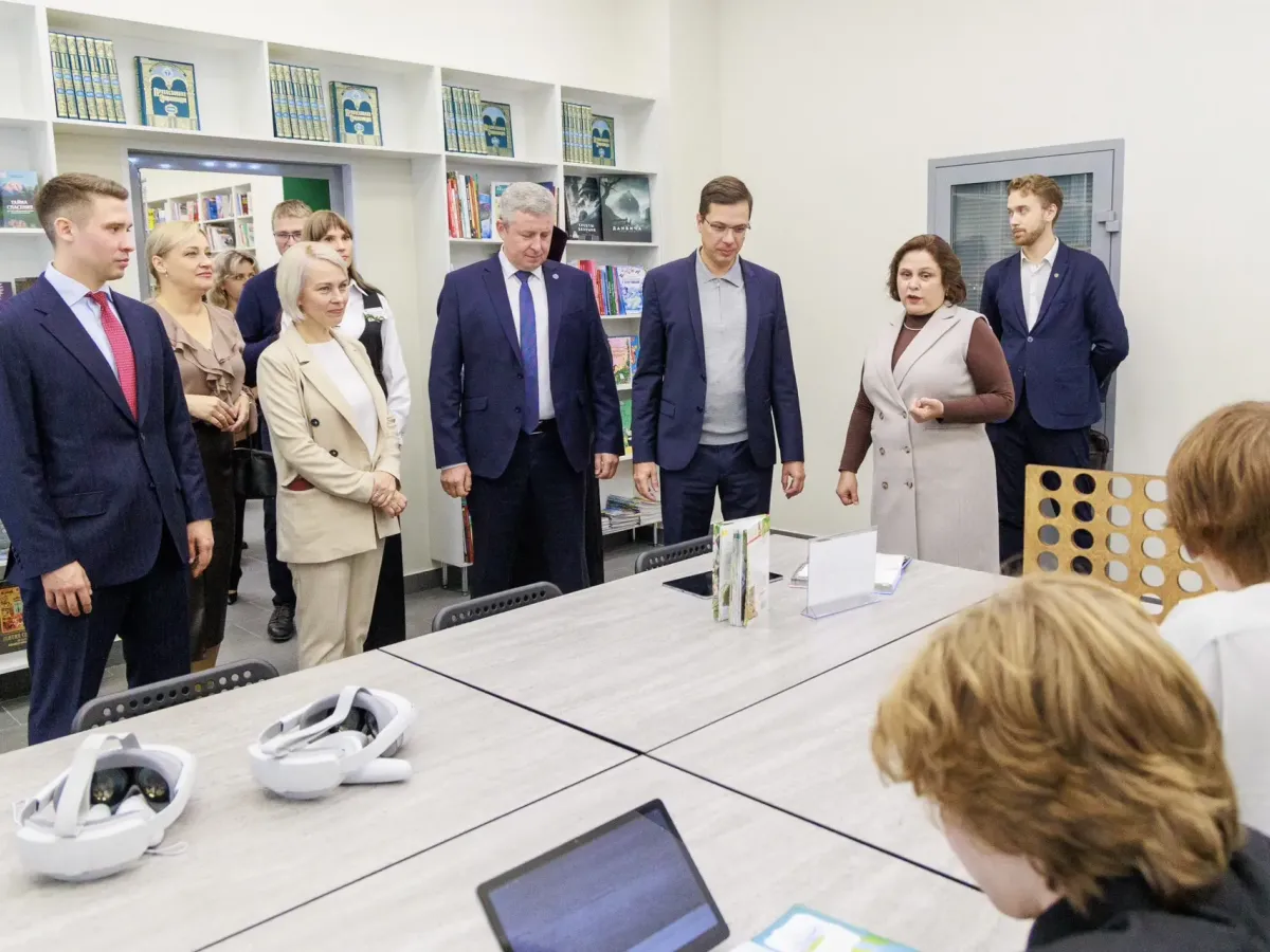 В Ленинском районе Нижнего Новгорода открыли модернизированную библиотеку имени Бажова