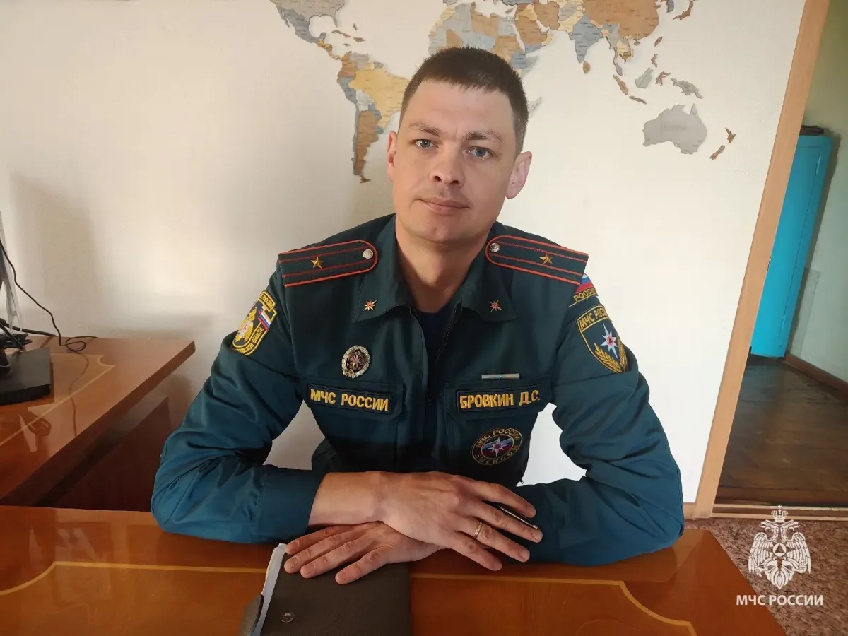 Жительница Шахуньи поблагодарила сотрудников МЧС за работу на пожаре