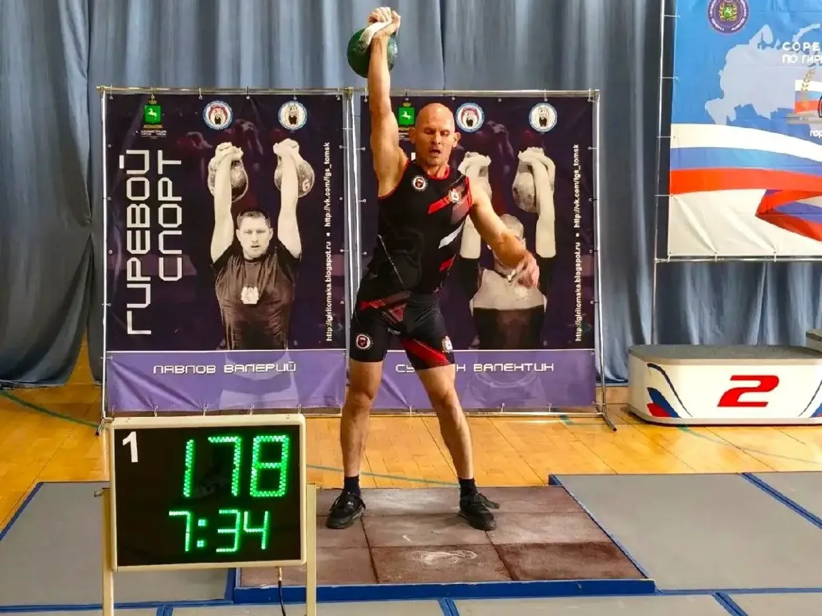Пожарные из Ворсмы взяли золото и бронзу на чемпионате МЧС России по гиревому спорту