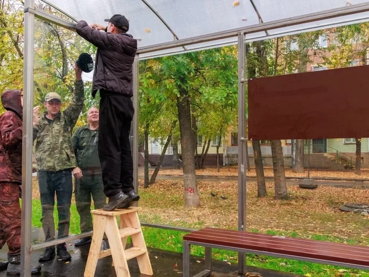 В Нижнем Новгороде установили 28 новых остановочных павильонов