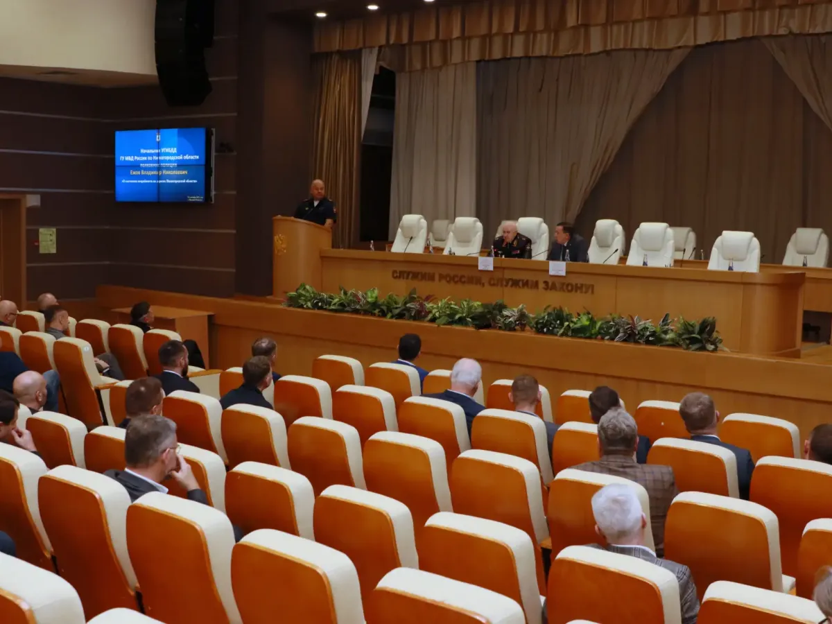 В региональном главке полиции обсудили профилактику правонарушений и состояние аварийности