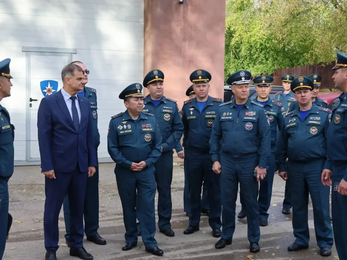 Подразделениям надзорной деятельности МЧС вручили новые служебные автомобили