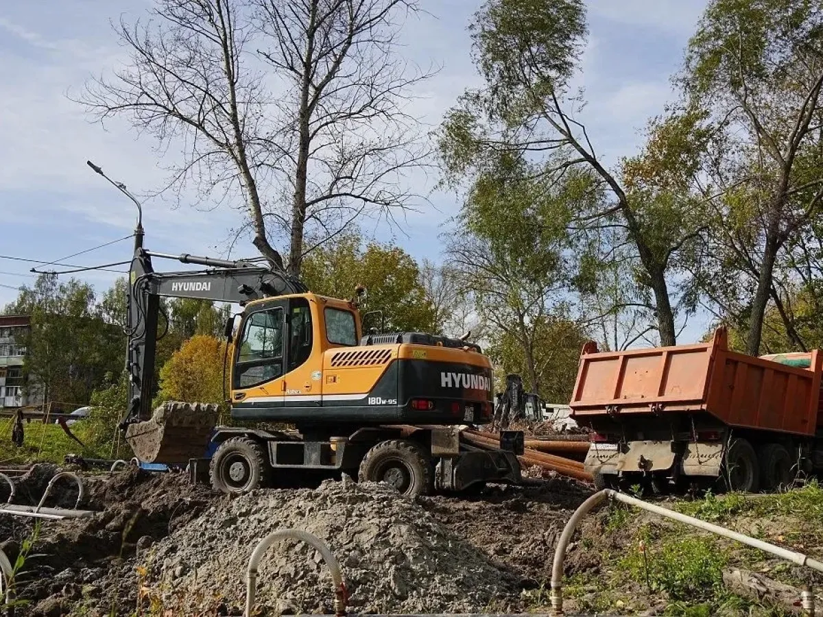 На Московском шоссе реконструируют 5 км водопроводных и канализационных сетей