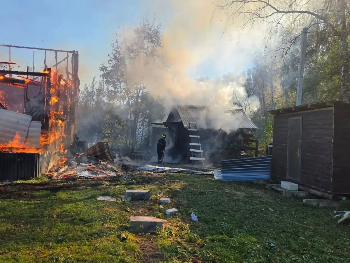 В Кстовском районе произошли два пожара: сгорели постройка, дом и баня