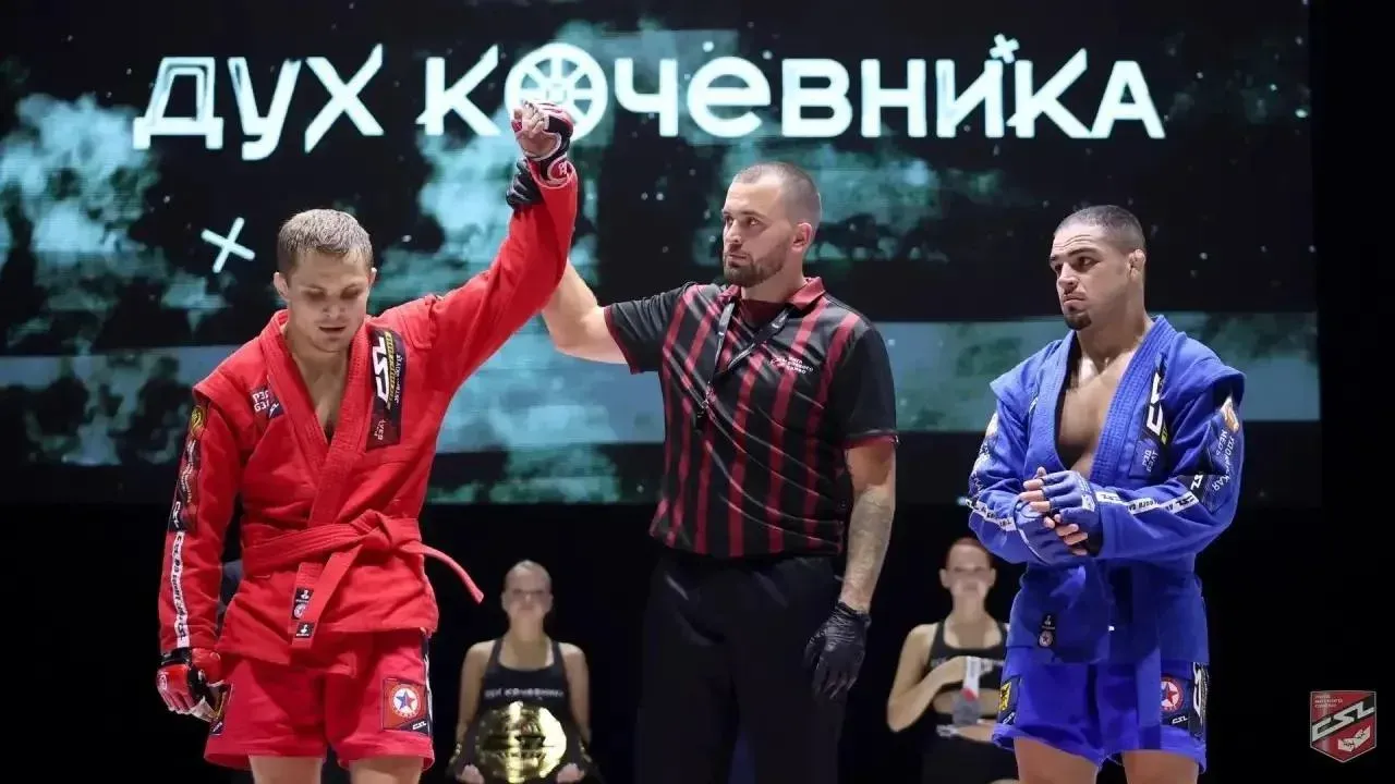 Ролан Зиннатов завоевал пояс чемпиона мира по боевому самбо в Чите — Нижний Новгород Сейчас
