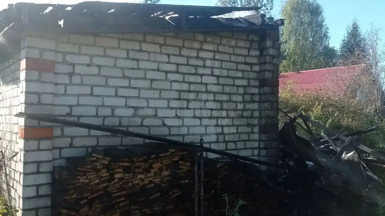 В Кстовском районе произошли два пожара: сгорели постройка, дом и баня — Нижний Новгород Сейчас