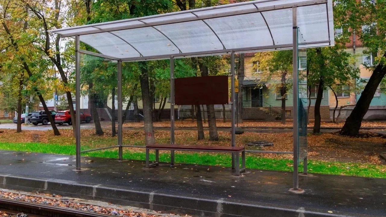 В Нижнем Новгороде установили 28 новых остановочных павильонов — Нижний Новгород Сейчас