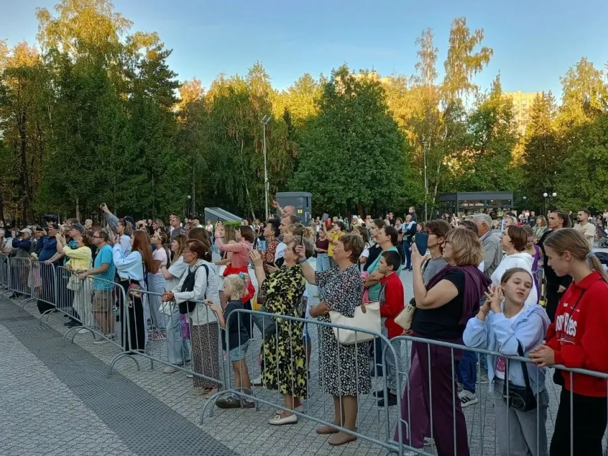 В Центральном парке прошел фестиваль воздушной гимнастики и акробатики