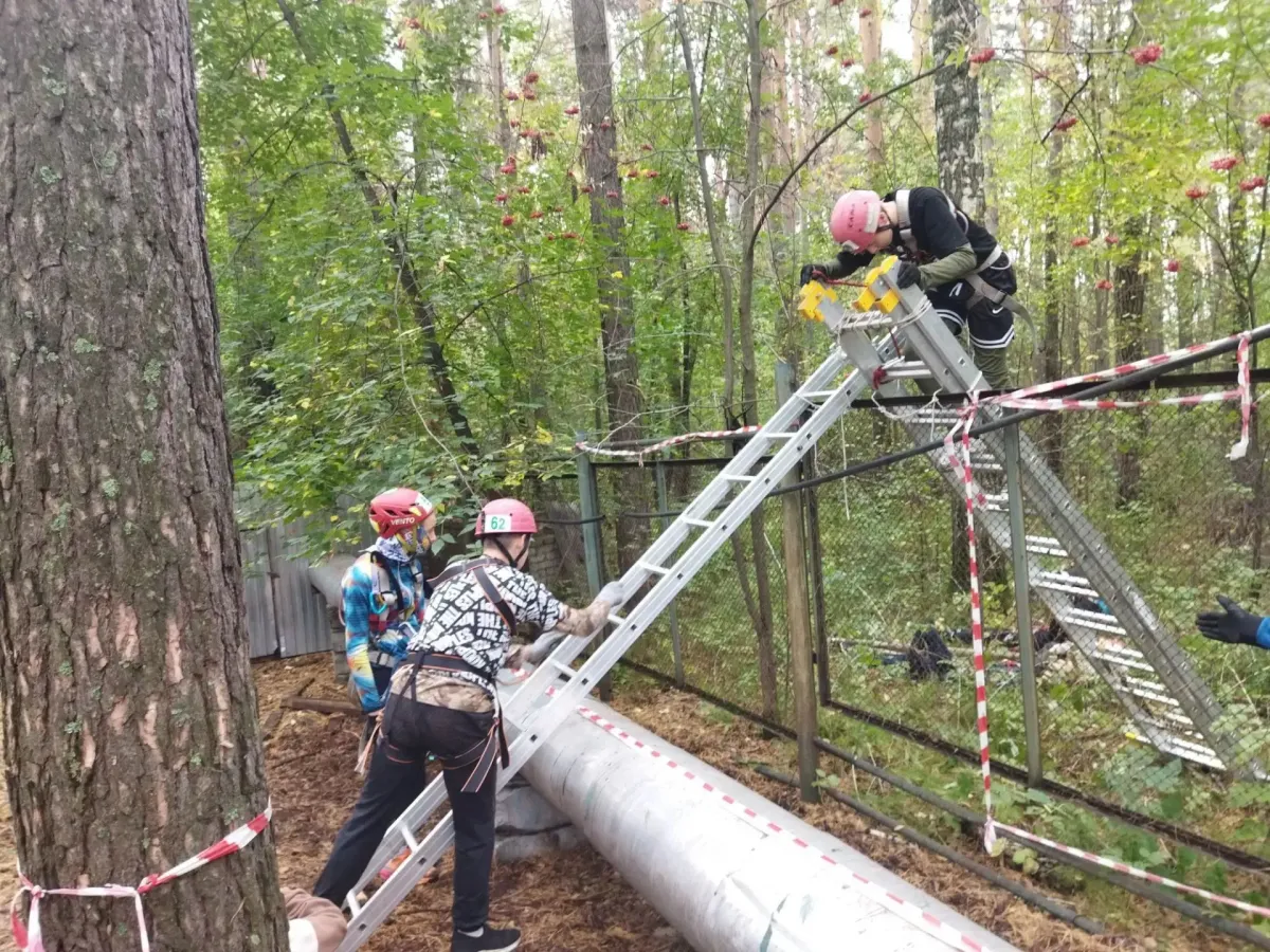 В Бердске на «Школе безопасности» прошёл этап поисково-спасательных работ