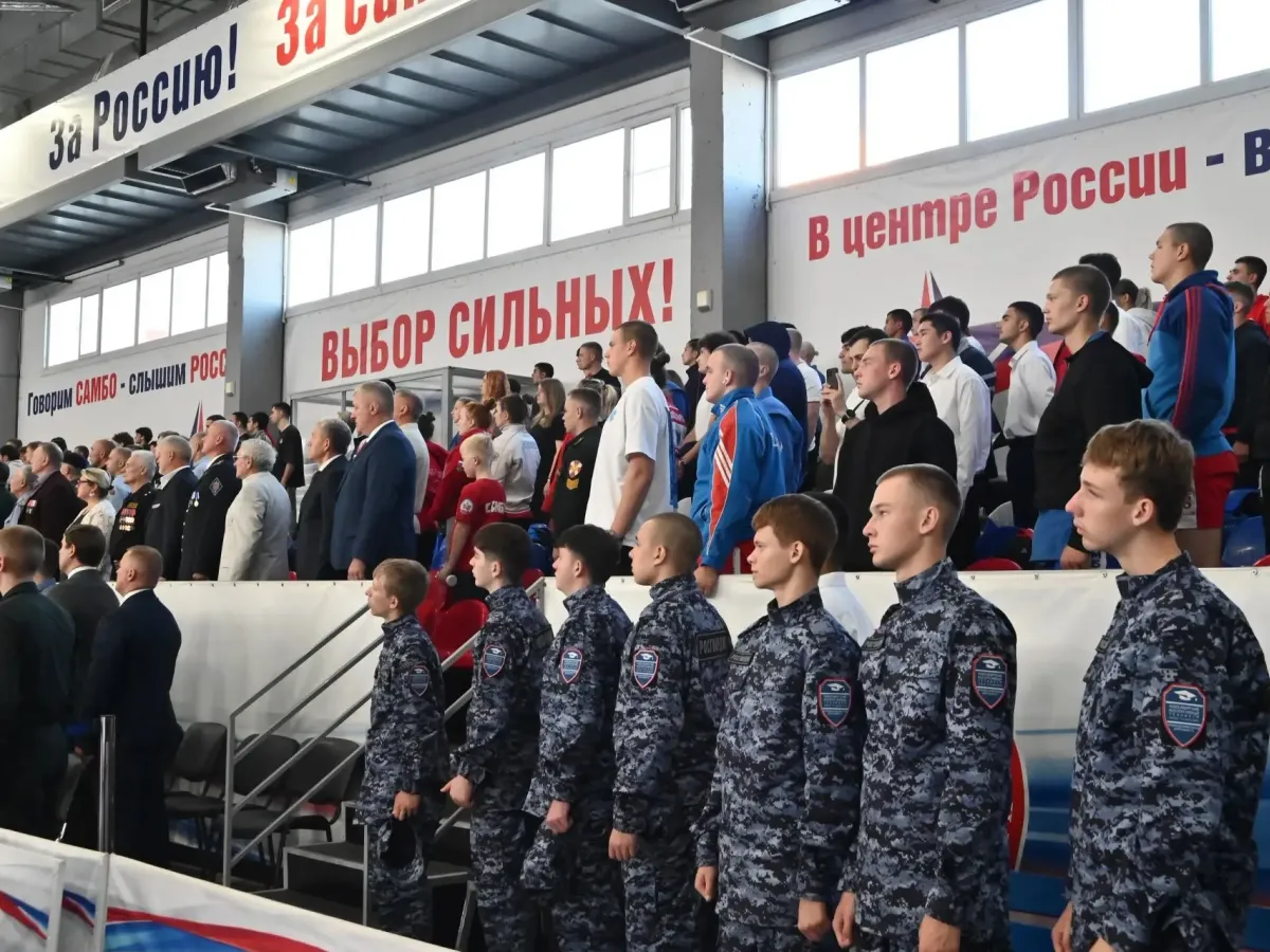 В Новосибирске открыли турнир по самбо памяти героя России Юрия Климова