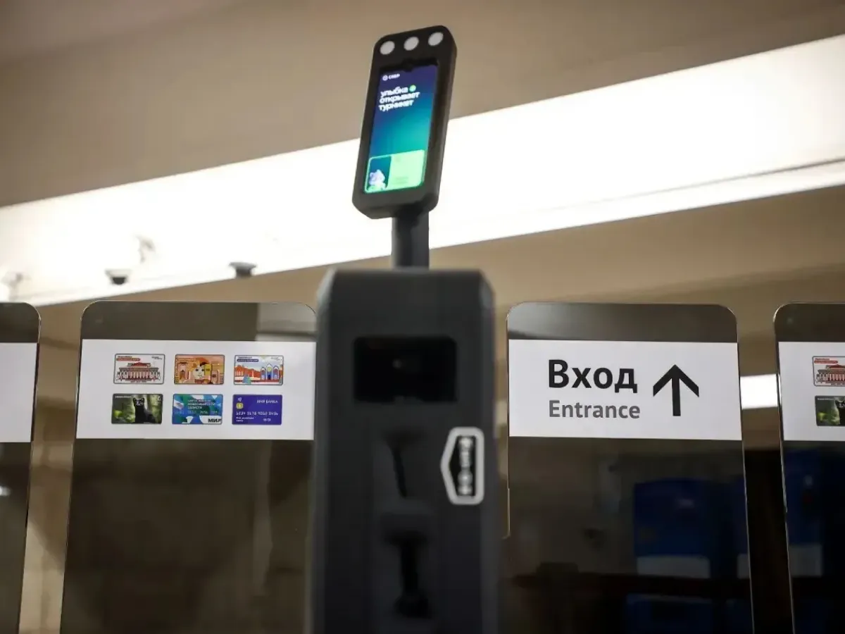 На станциях метро «Октябрьская» и «Заельцовская» изменят работу входов и вестибюлей
