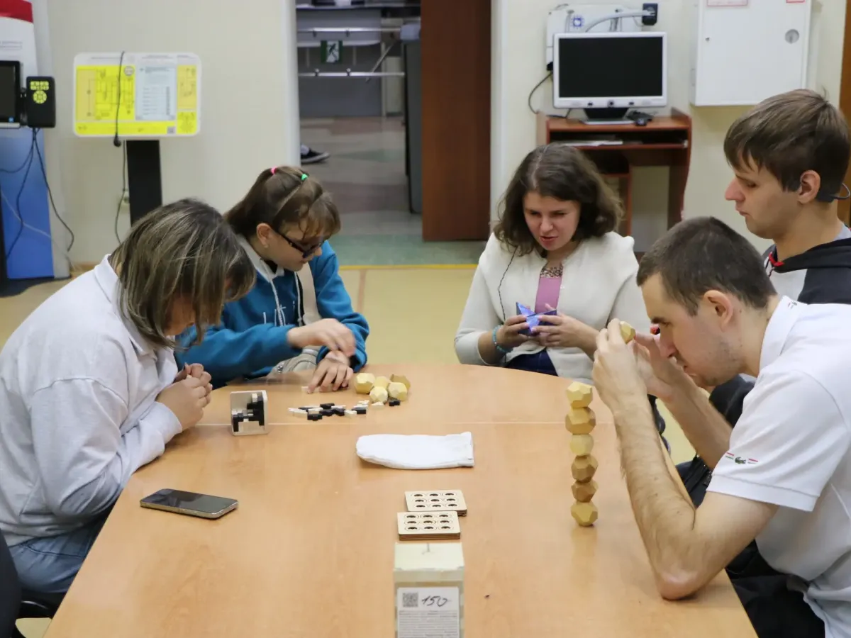 В Новосибирской специальной библиотеке прошла инклюзивная игротека