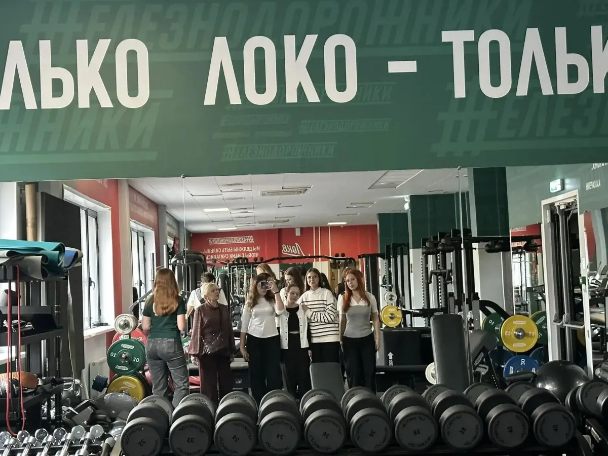 Минстрой региона проводит профориентационные экскурсии для старшеклассников
