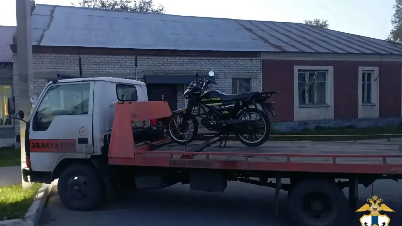 В Мошковском районе за август выявили более 20 нарушений у несовершеннолетних на мототехнике — Новосибирск Сейчас