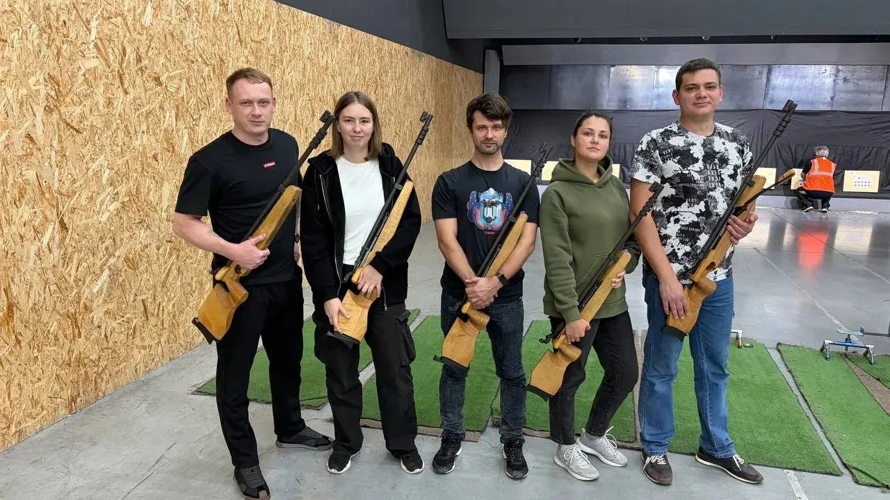 Команда Стройнадзора Новосибирской области стала второй в стрельбе — Новосибирск Сейчас