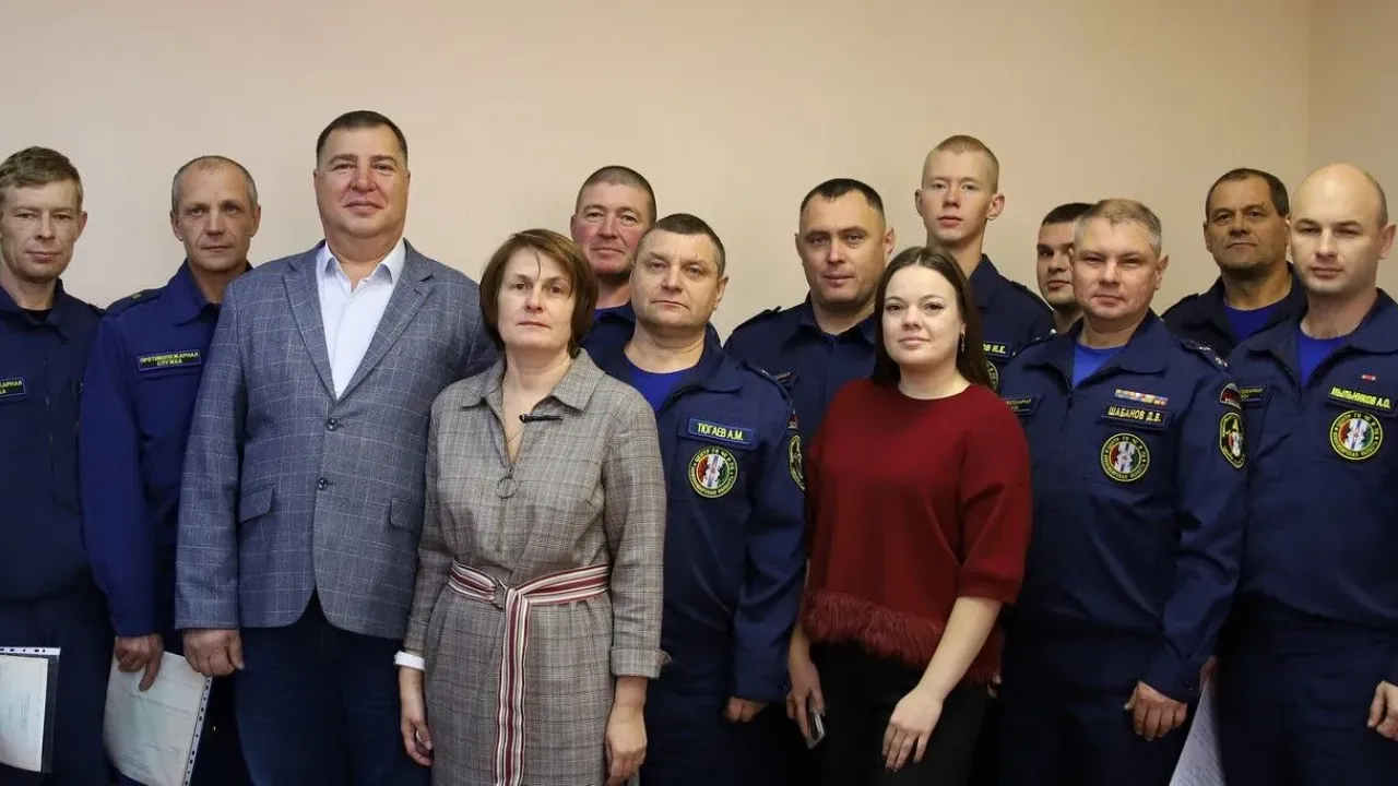 В филиале ГПС Новосибирской области прошел выпуск водителей пожарных автомобилей — Новосибирск Сейчас
