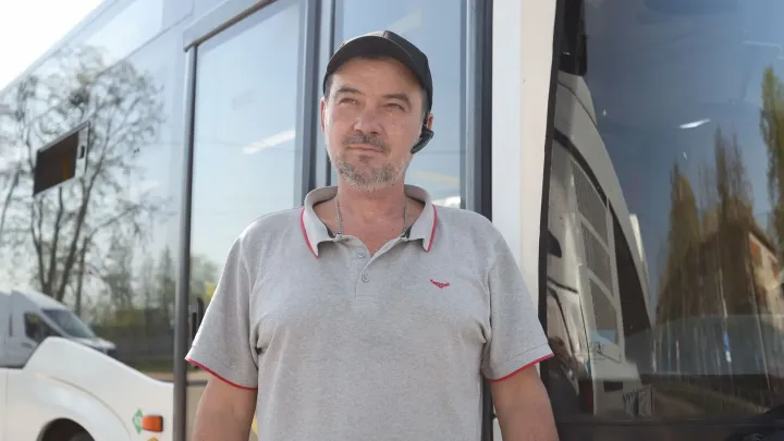 Водитель обнинского автобуса помог пассажиру, которому стало плохо в поездке