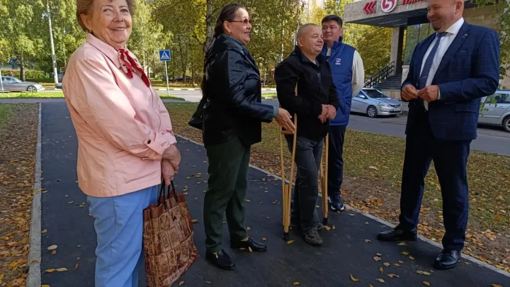 В 45-м микрорайоне завершили часть работ по благоустройству и наметили новые — Настоящий Обнинск