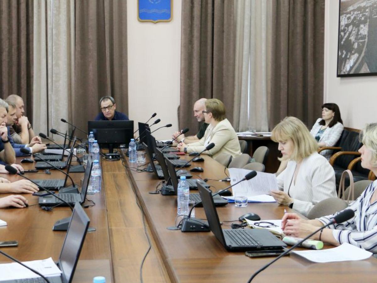 Состоялось совместное заседание комитетов по экономической политике и по бюджету, финансам и налогам — Настоящий Обнинск