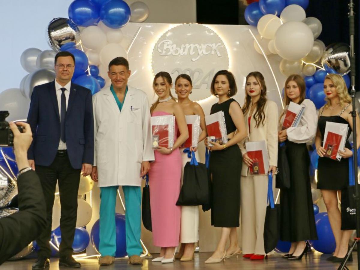 В Обнинске вручили дипломы выпускникам медицинского факультета ИАТЭ — Настоящий Обнинск