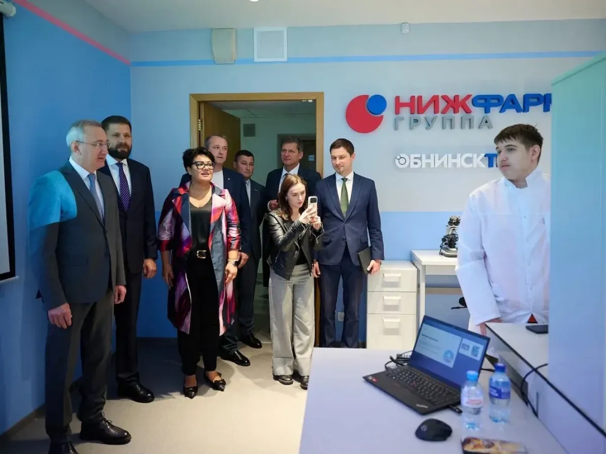 В ИАТЭ открыли новую лабораторию фармацевтического анализа для студентов