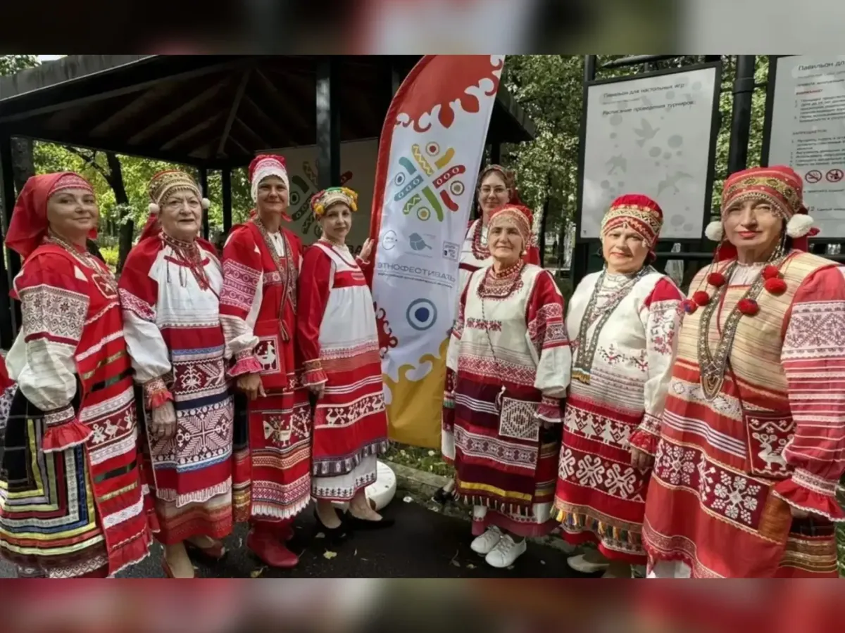 Обнинский коллектив показал костюмы Калужского края на фестивале в Москве