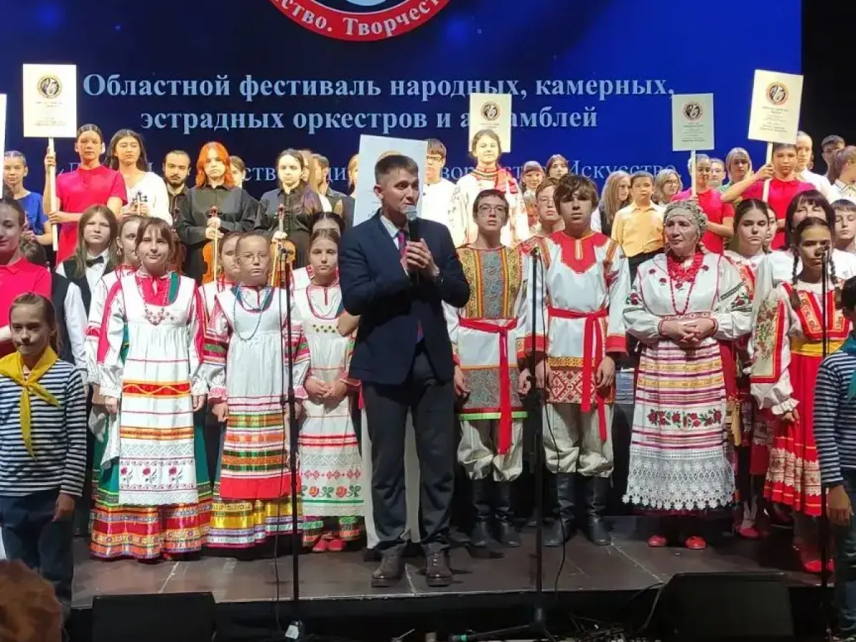 Ансамбль скрипачей ДШИ №1 выступил на областном фестивале в Калуге