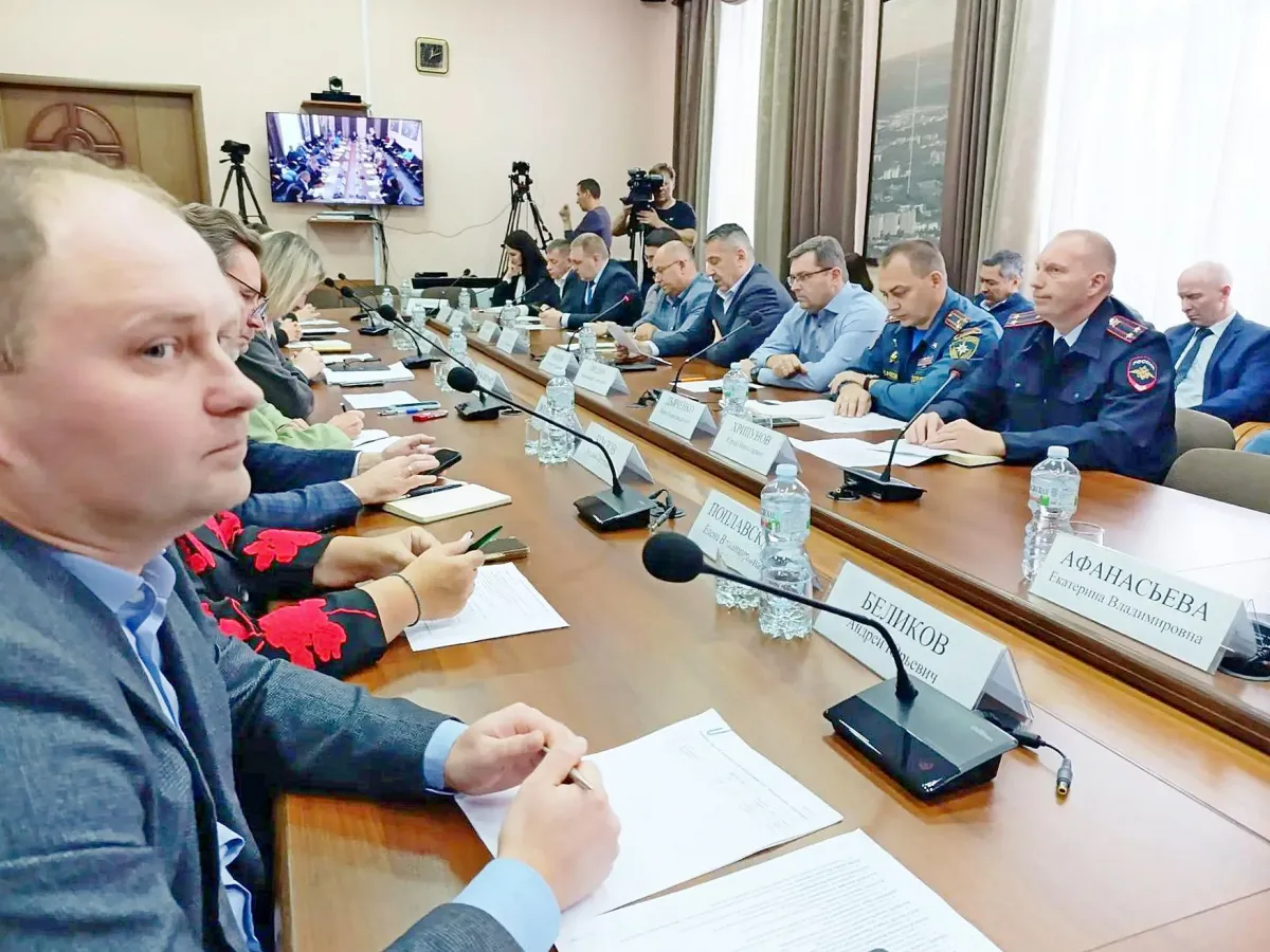 В Обнинске обсудили детский сад, бани, дороги и подготовку к выборам