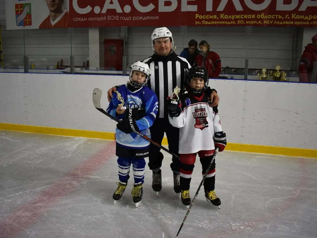 Хоккеисты «Олимпа 2016» выиграли турнир «ICE START» в Кондрово