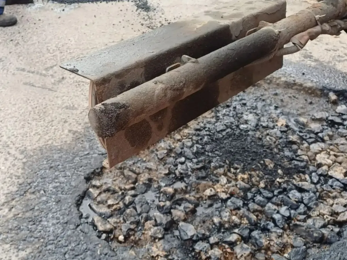 В Обнинске продолжается ямочный ремонт дорог