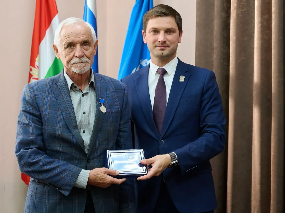 Сотрудникам предприятий в Обнинске вручили медали к 70-летию города
