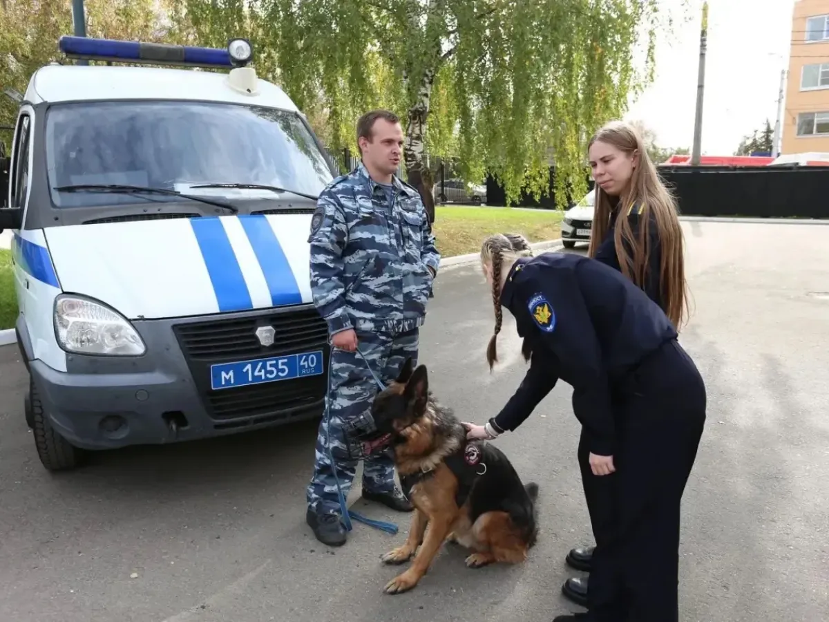 Будущие юристы в Калужском институте встретились с руководством полиции
