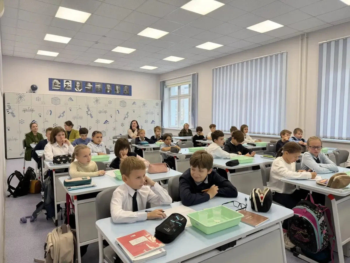 В лицей «ФТШ» приехали управленческие команды из московских школ