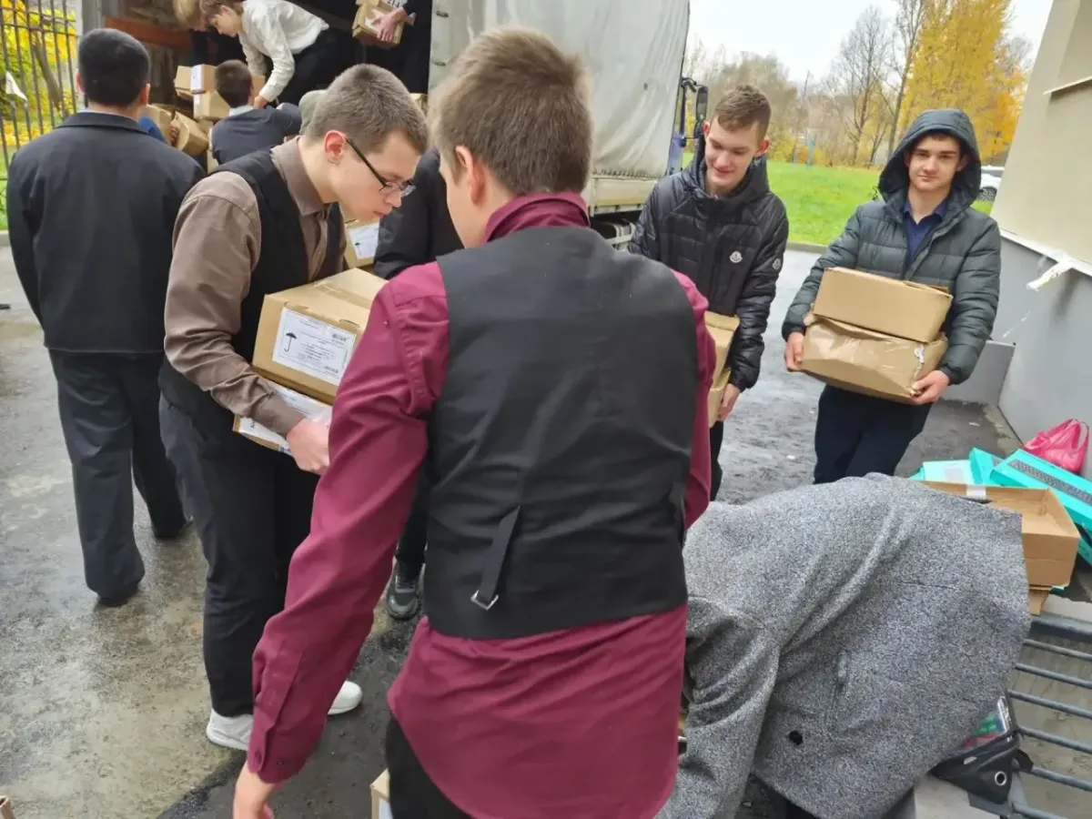 В СОШ №3 им. П. И. Ларина завершили акцию «Спаси дерево!»