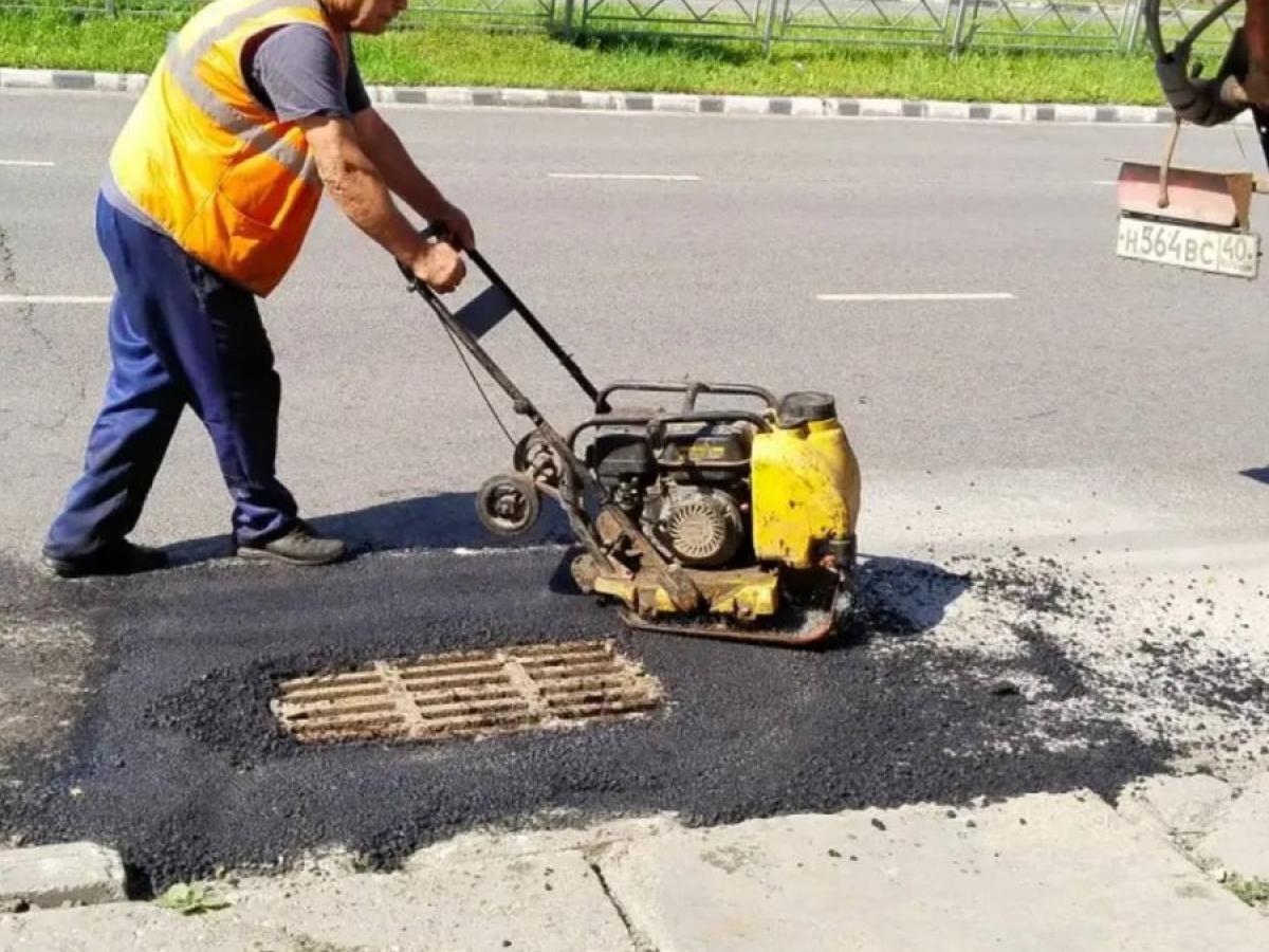 В Обнинске продолжается ямочный ремонт дорог — Настоящий Обнинск